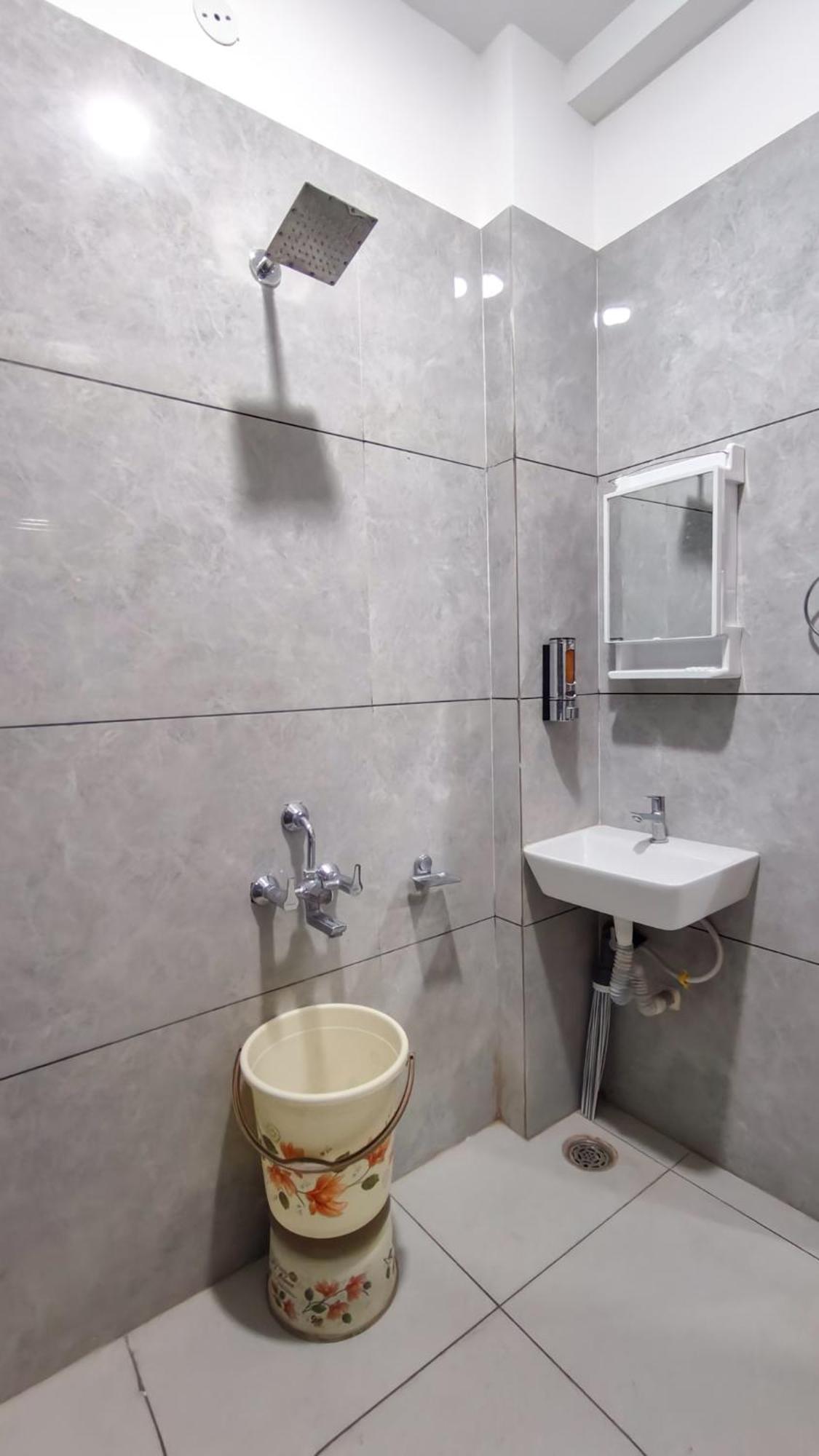 Apartment Staeg Mercury 1bhk -103